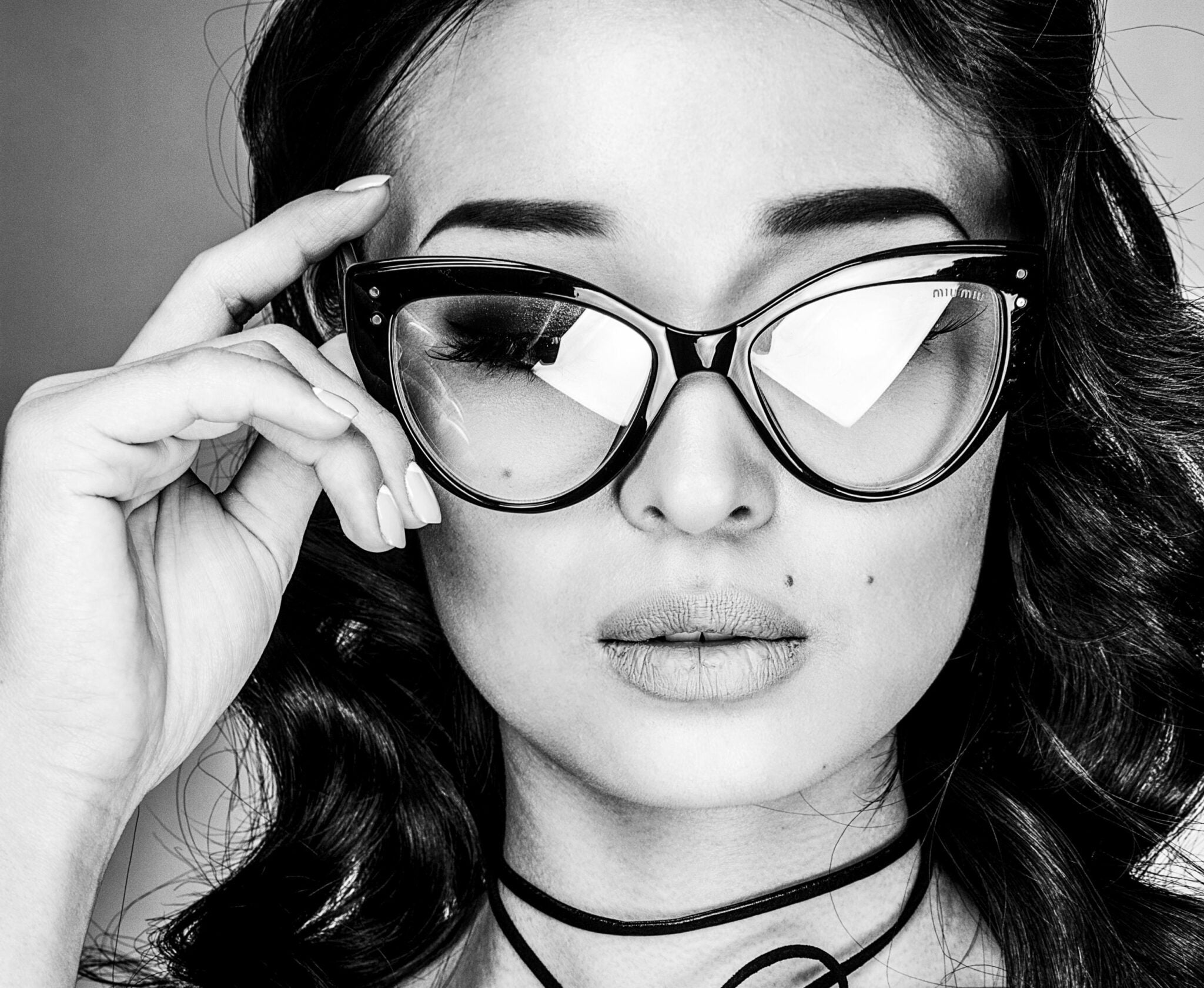 Wimpernverlängerung für Brillenträgerinnen – lohnt sich das?