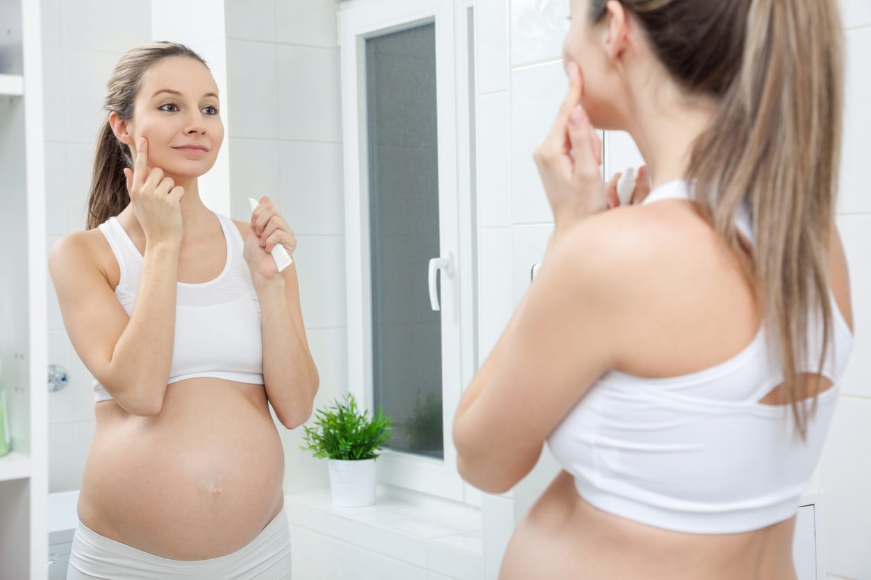 Hautpflege in der Schwangerschaft – Tipps für werdende Mamas